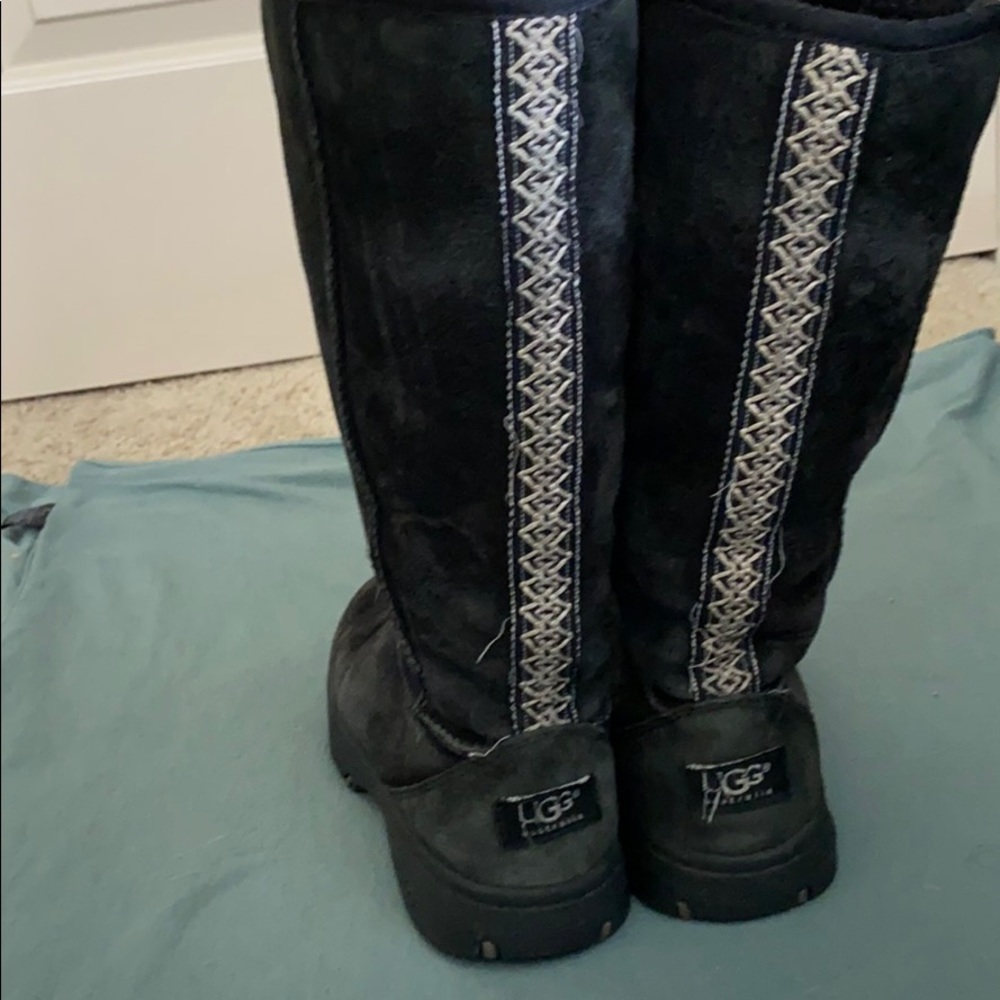 UGG Boot Ultimate Tall Braid in Black (7)